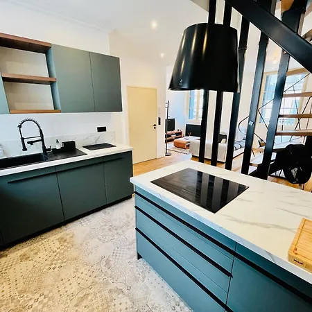 Apartman Le Quiet Duplex, Hypercenter, 2 Bedrooms, Spacieux